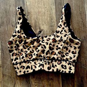 IVL into the wild Sports Bra Size 12 Leopard